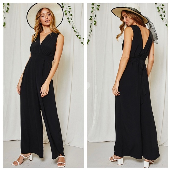 ShopEvelynne Pants - Chic and Stylish Sleeves Wide Leg Jumpsuit